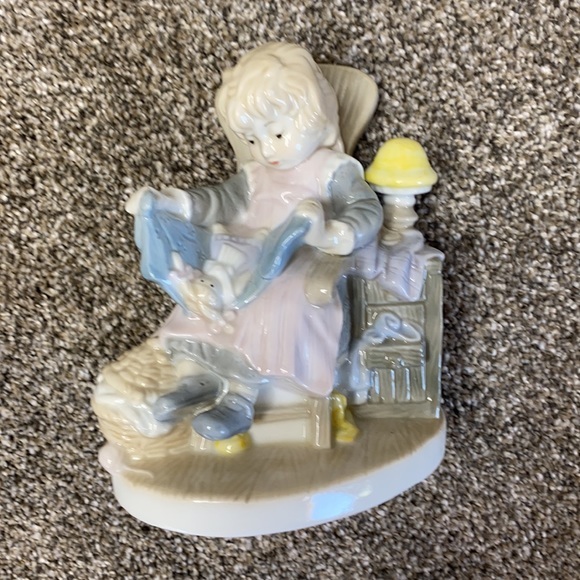 Lisi Martin Dolfi ITALY Girl Playing Doll China Figurine Pictura Graphics 151 - Picture 3 of 15